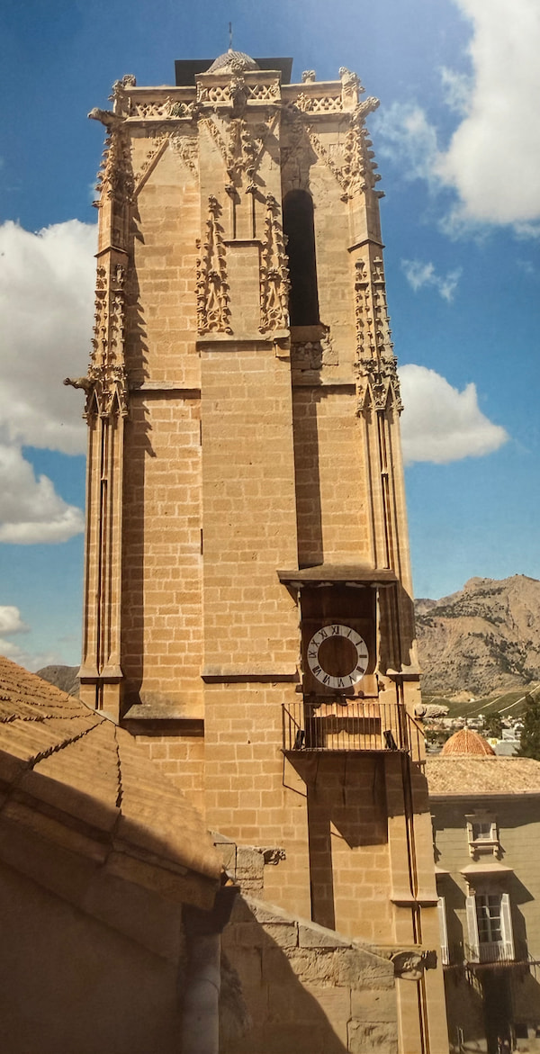 Torre Campanario y Reloj de la Parroquia de las Santas Justa y Rufina de Orihuela
