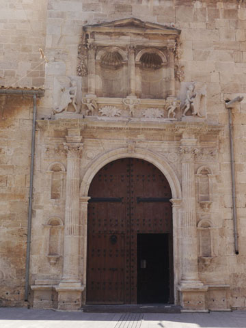 Portada Norte de la Parroquia de las Santas Justa y Rufina de Orihuela